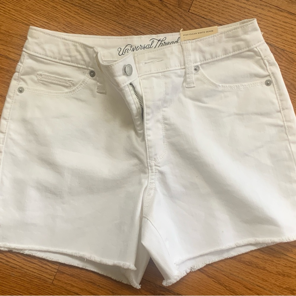 Universal Thread white shorts